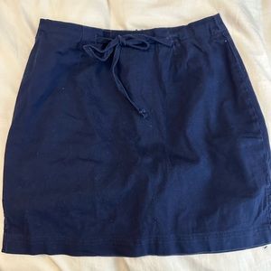 Mini navy skirt